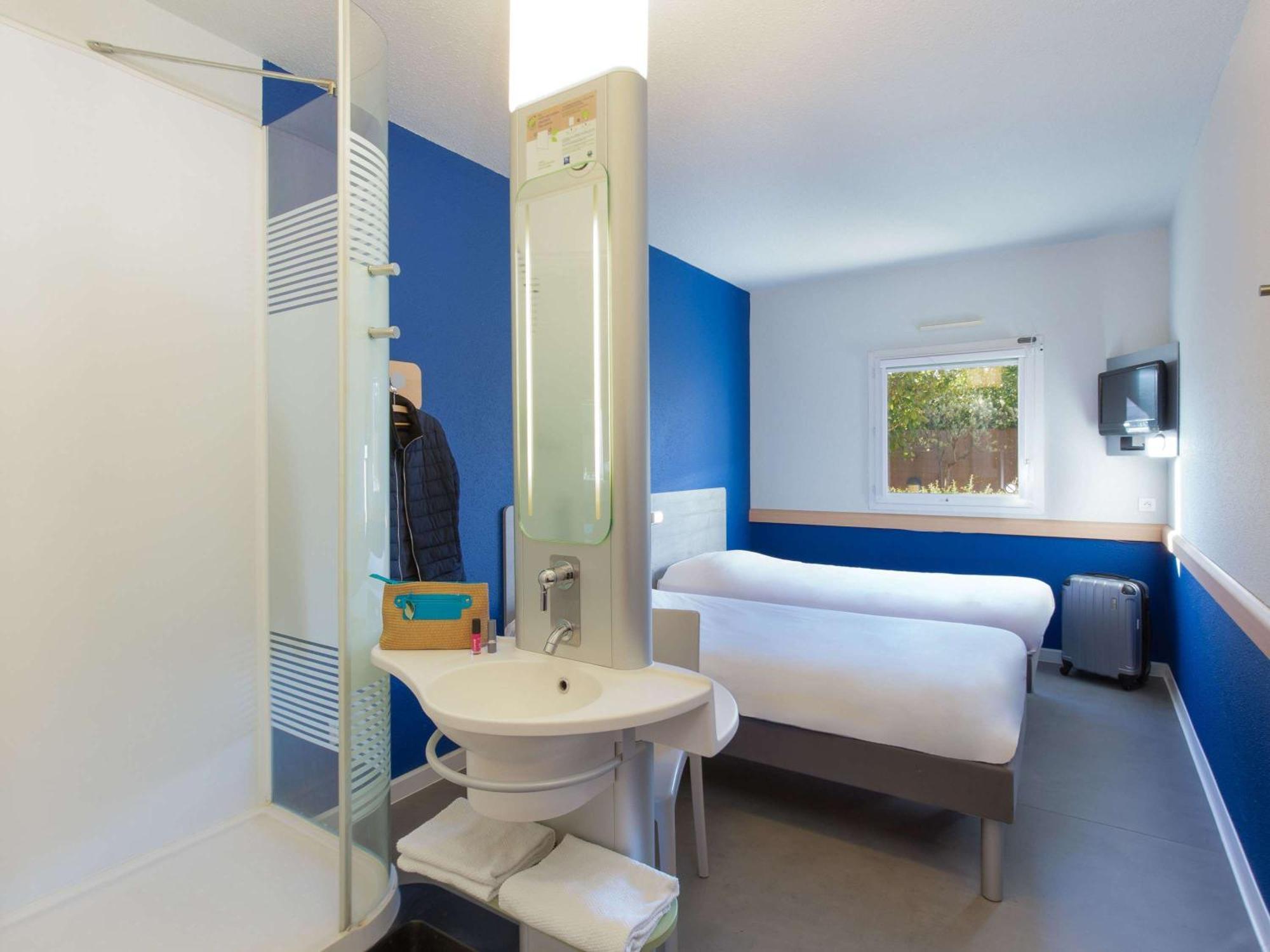Ibis Budget Saint-Maximin Exterior foto