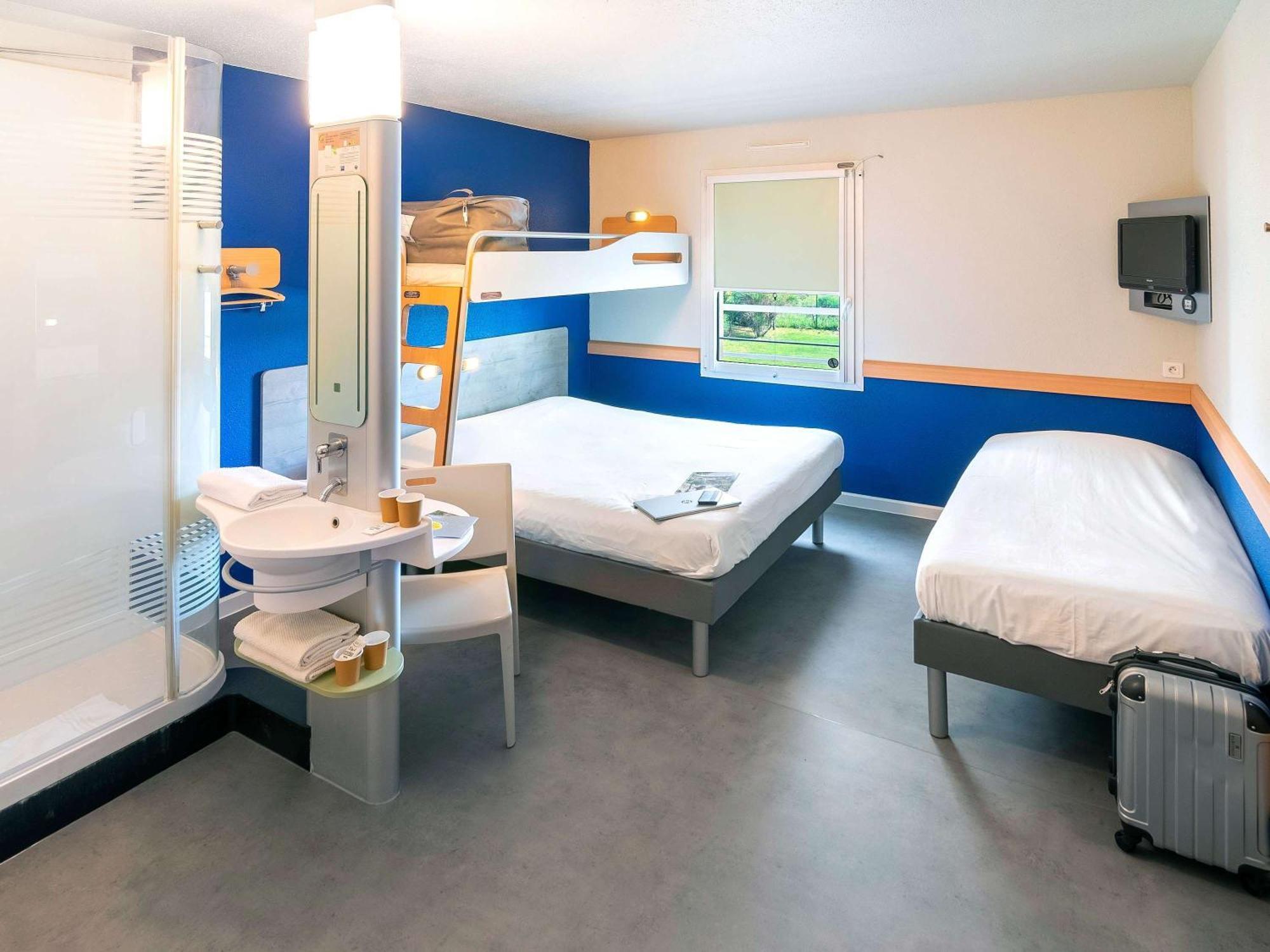 Ibis Budget Saint-Maximin Exterior foto