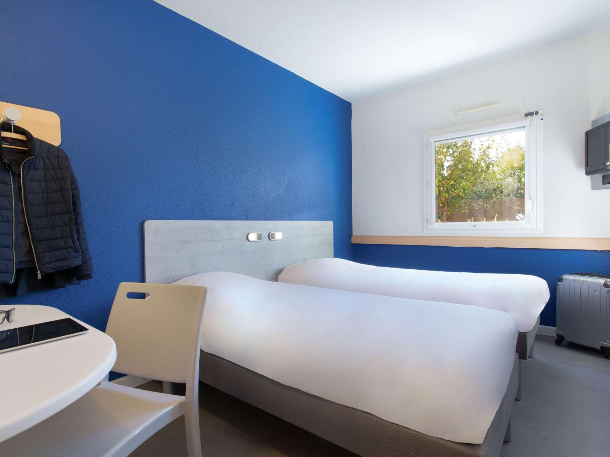 Ibis Budget Saint-Maximin Exterior foto
