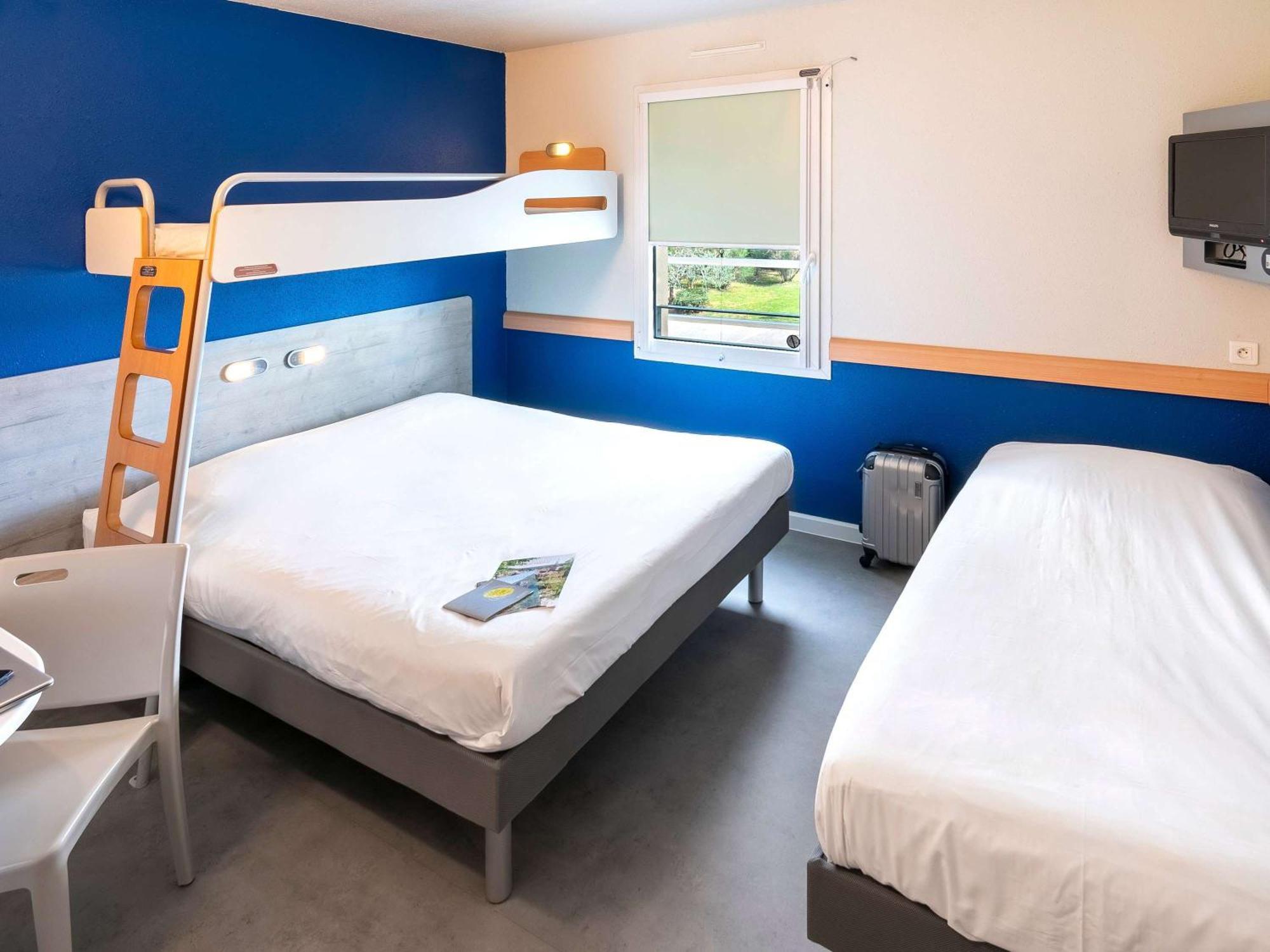 Ibis Budget Saint-Maximin Exterior foto