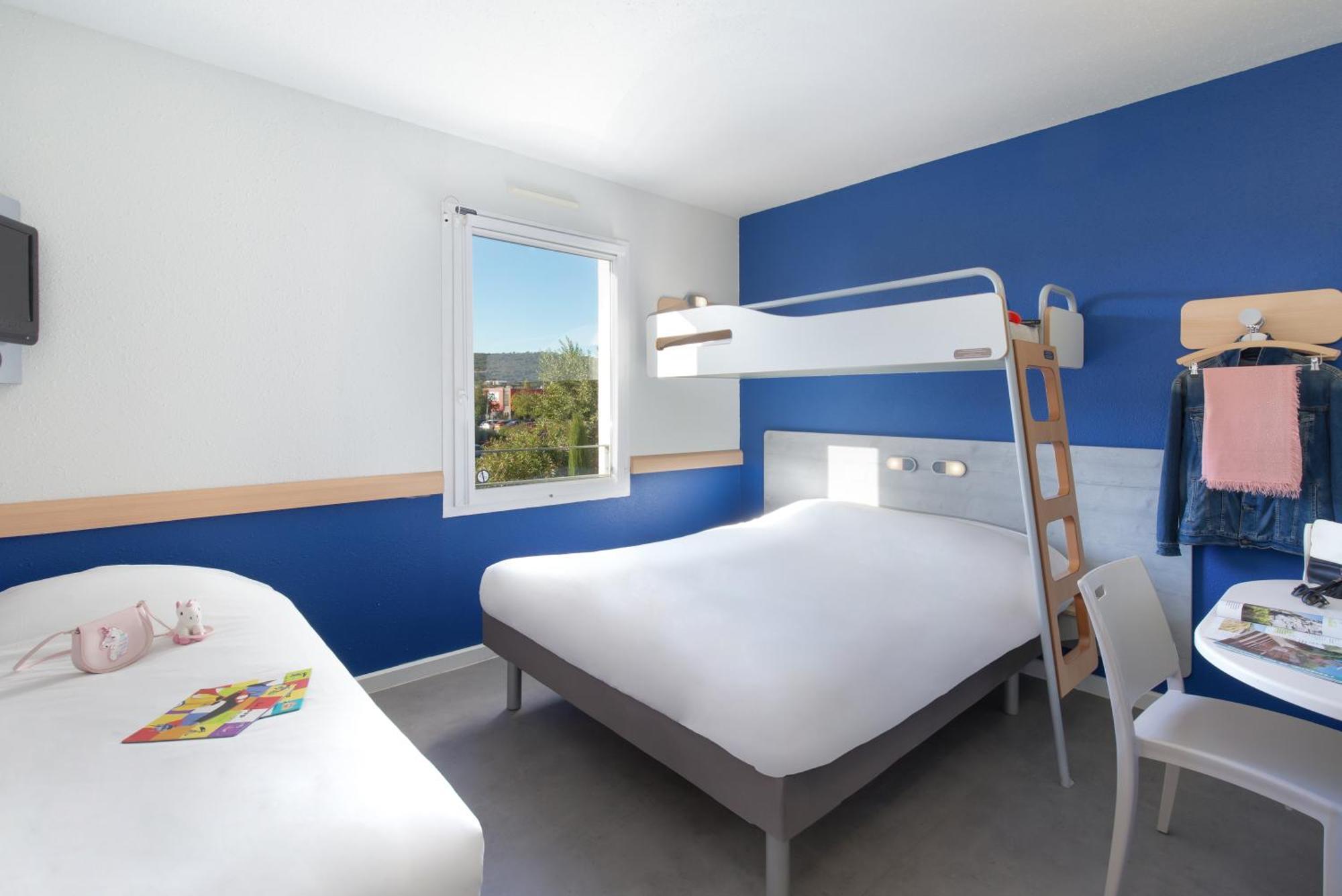Ibis Budget Saint-Maximin Exterior foto